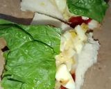 A picture of step 3 of Egg sandwich.