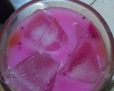 Foto langkah ke 4 dari resep Es susu merah.