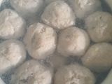 Soup Hiwan (Bakso Ikan)