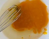 A picture of step 2 of Mango biscuits (vegan).