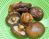 烏殼綠竹筍排骨湯的食譜步驟3照片