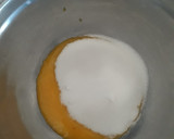 Foto del paso 2 de la receta: Bizcochuelo Marmolado