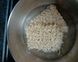 ম্যাগি দিয়ে আমেরিকান চপসুয়ে (Maggi chop suey recipe in Bengali) রেসিপি ধাপ - 1 ছবি