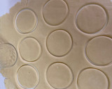 Foto del paso 3 de la receta: Alfajor de Maizena
