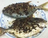 Foto langkah ke 2 dari resep Steam fish with black bean.