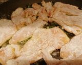 Foto del passaggio 5 della ricetta Petto di pollo alle pere