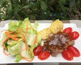 Hình bước làm 5 của món Bò beefsteak xốt tiêu đen