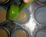 A picture of step 3 of Oil base cupcake.