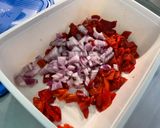 Une image de l'étape 5 de Pommes de terre sautées aux poivrons et oignon rouge.