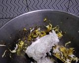 Foto langkah ke 3 dari resep Nasi goreng kencur terasi.