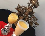 A picture of step 4 of Mango kulfi shake.