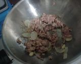 รูปขั้นตอนการทำที่ 2 ของ ผัดผักเคลียร์ตู้เย็นใส่หมูสับ