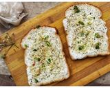 চিজি গার্লিক চিলি টোস্ট (cheesy garlic toast recipe in Bengali) রেসিপি ধাপ - 3 ছবি