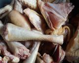 Foto langkah ke 1 dari resep Ayam kampung tumis Andaliman.