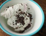 A picture of step 6 of Strawberry vanilla ice cream.