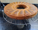 Foto del paso 2 de la receta: Budín de yogur muy húmedo sin manteca y sin azúcar