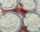 Foto langkah ke 4 dari resep Bolu Kukus Semangka.