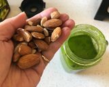 Foto del paso 7 de la receta: Pesto de rúcula con almendras