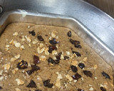 A picture of step 8 of Dates and walnut cake.
