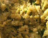 A picture of step 3 of Vada paav.