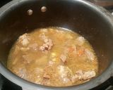 A picture of step 4 of Mama's Ramadan Beef Congee.