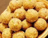 A picture of step 5 of Falhari Makhana Ladoo.
