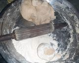 A picture of step 3 of Potato paratha.