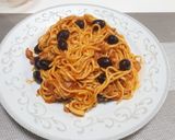 Pas rețetă Spaghetti cu ton de conservă și măsline 2 fotografie