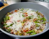 รูปขั้นตอนการทำที่ 2 ของ Paella ข้าวกระทะทะเลแบบสเปน