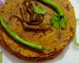 गुजराती कसूरी मेथी संग मसाला थेपला (gujarati kasoori methi sang masala thepla recipe in Hindi) रेसिपी चरण 4 फोटो