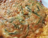 รูปขั้นตอนการทำที่ 3 ของ ไข่เจียวชะอมไก่สับ