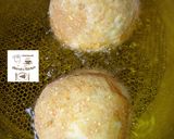 A picture of step 14 of Egg roll.