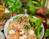 Hình bước làm 4 của món Phở Sắn Quế Sơn Trộn Tôm Thịt