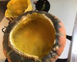 Une image de l'étape 12 de Courge turban turc farcie cantal et lardons.