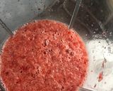 Foto del paso 3 de la receta: Licuado de frutilla y naranja🍓🍊