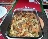 Foto del paso 7 de la receta: Encebollado de Pollo y Chorizos Criollo al vino.