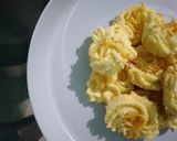 Foto langkah ke 6 dari resep Kue Sagu Keju / Kue Lebaran Idul Fitri.