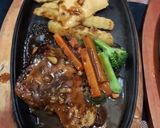 Foto langkah ke 5 dari resep Chiken steak blacpaper.