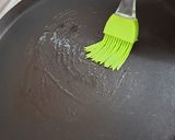 A picture of step 3 of Semolina Uttapam.