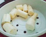 Foto langkah ke 2 dari resep Singkong keju kukus.