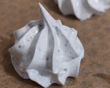 Une image de l'étape 4 de Meringue suisse au thé chocolaté.