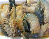 Hình bước làm 1 của món Tôm rim tiêu