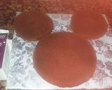A picture of step 3 of Micky mouse chocoate cake.