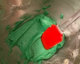 A picture of step 5 of Earth day cookie.