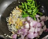 शेजवान हाका नूडल्स (schezwan recipe in marathi) रेसिपी स्टेप 2 फोटो