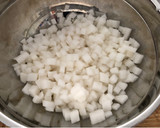 Foto del paso 1 de la receta: Ensalada de rábano y pimiento
