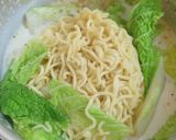Foto langkah ke 3 dari resep Indomie Susu.