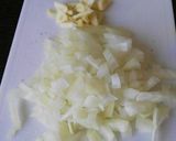 Foto del paso 1 de la receta Coditos con salsa boloñesa
