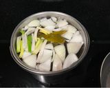 剝皮辣椒豚骨湯麵的食譜步驟2照片