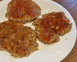 Foto del paso 5 de la receta Tortitas de compota de manzana y avena con carne de membrillo